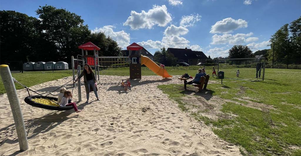 Neuer Spielplatz in Ratzbek