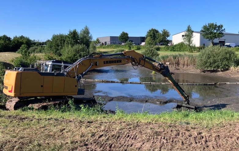 Sanierung Löschwasserstelle Gewerbegebiet